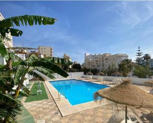 Piscina de Estudi en venda en Torremolinos amb Moblat i Piscina comunitària