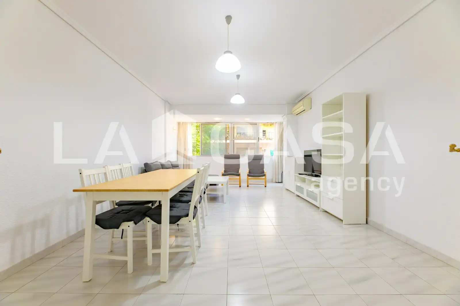 Piso con terraza en venta en Calle Campoamor, imagen 4
