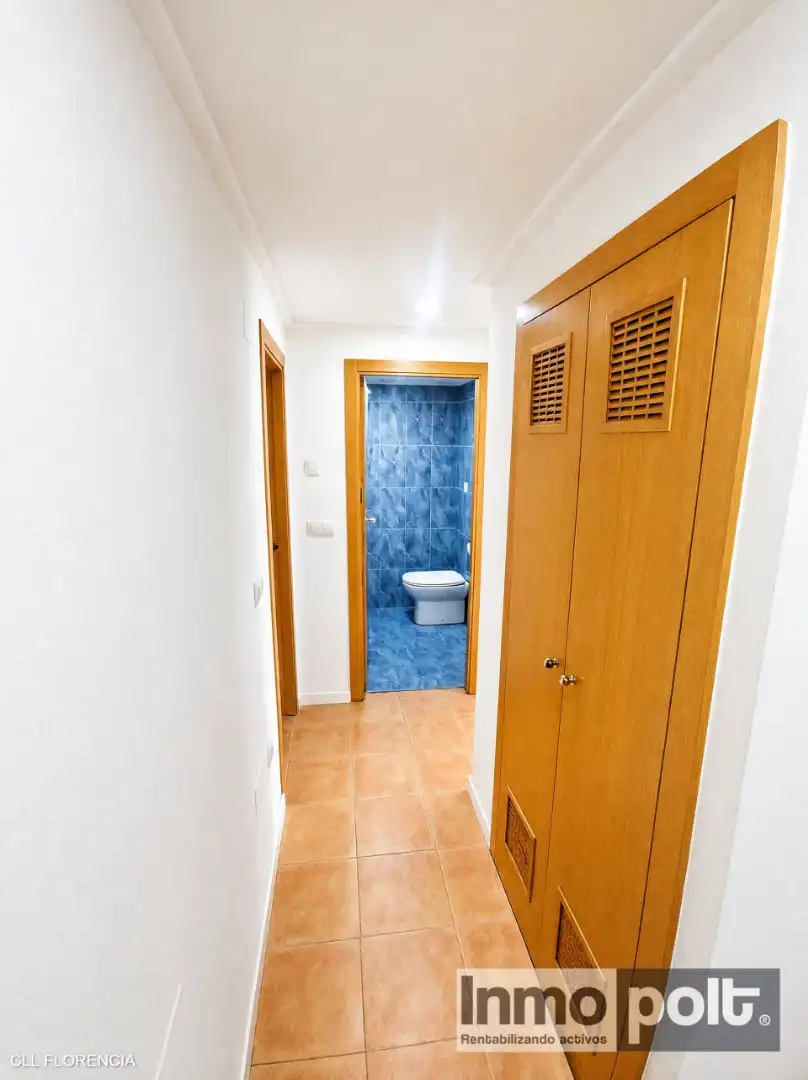 Badezimmer von Wohnung zur Miete in Murcia mit Ofen