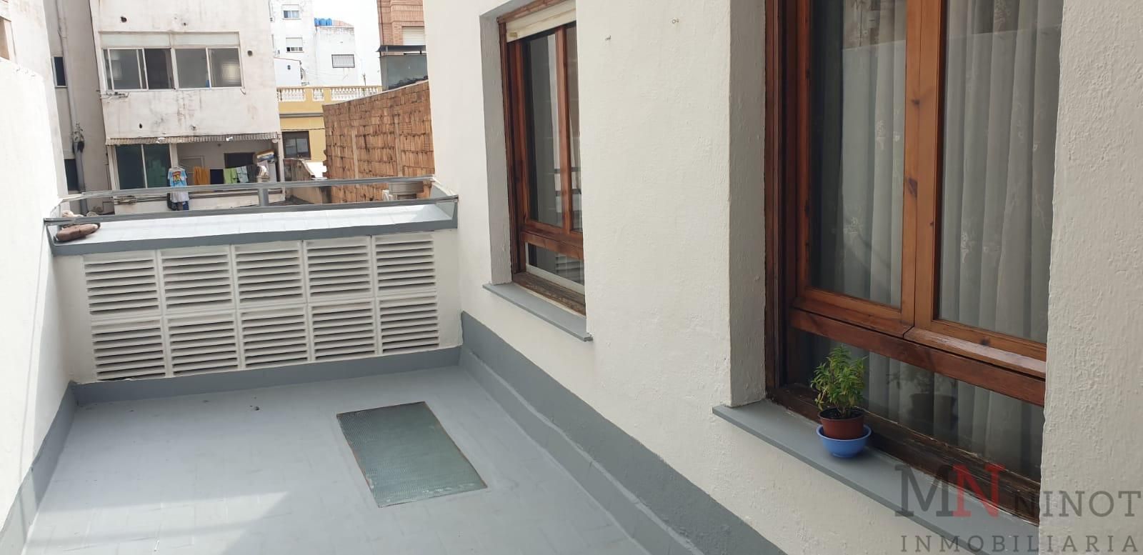 Terrassa de Pis de lloguer en Castellón de la Plana / Castelló de la Plana amb Terrassa i Balcó