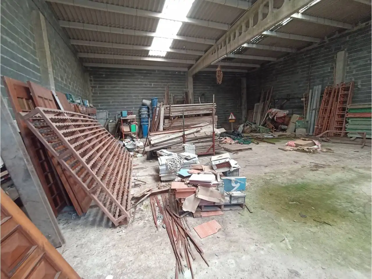 Fabrikhallen zum Verkauf in Zona de Plaza de Barcelos