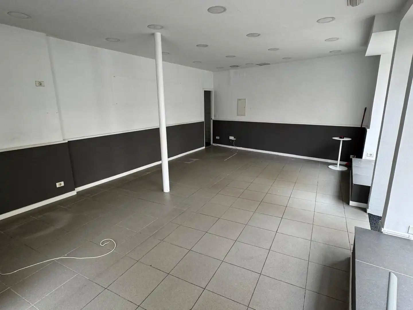 Geschaftsraum zur Miete in Lugo