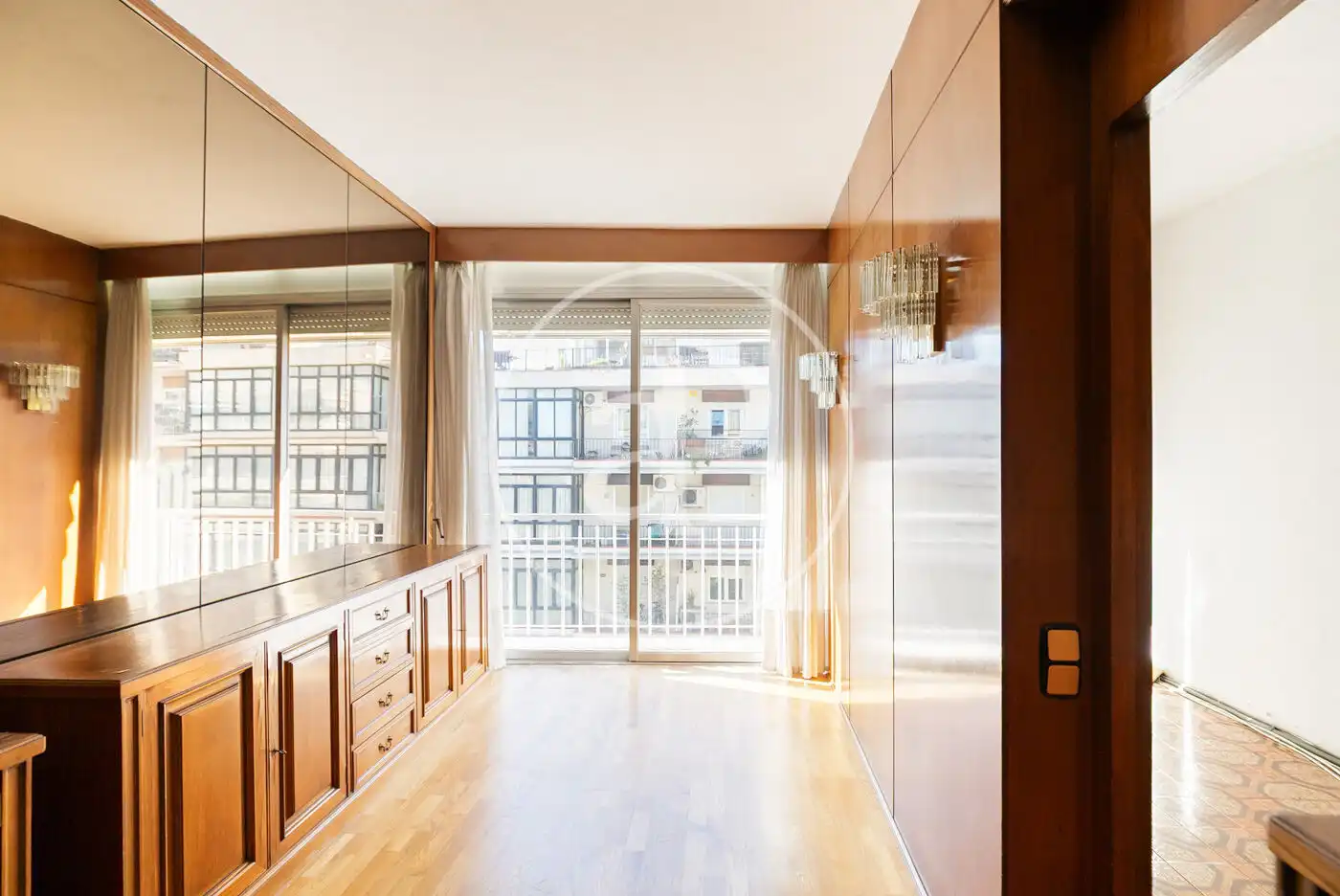 Habitación de Piso en venta en Barcelona con Aire acondicionado, Calefacción y Balcón