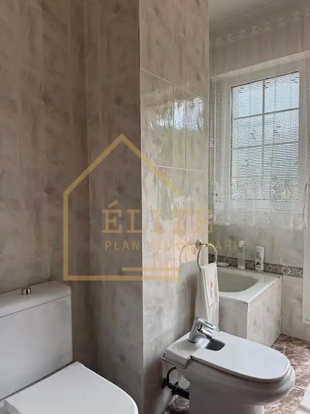 Bathroom of Houses for sale in Castro-Urdiales  with Air Conditioner, Heating and Storage room