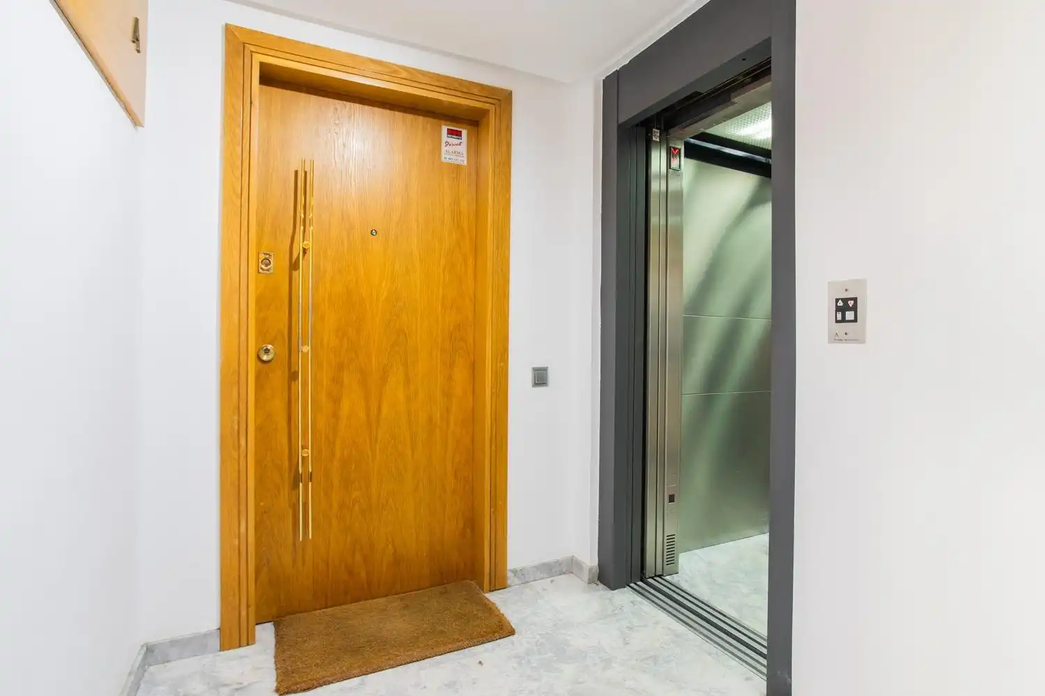 Flat for sale in Murcia  with Air Conditioner, Terrace and Storage room