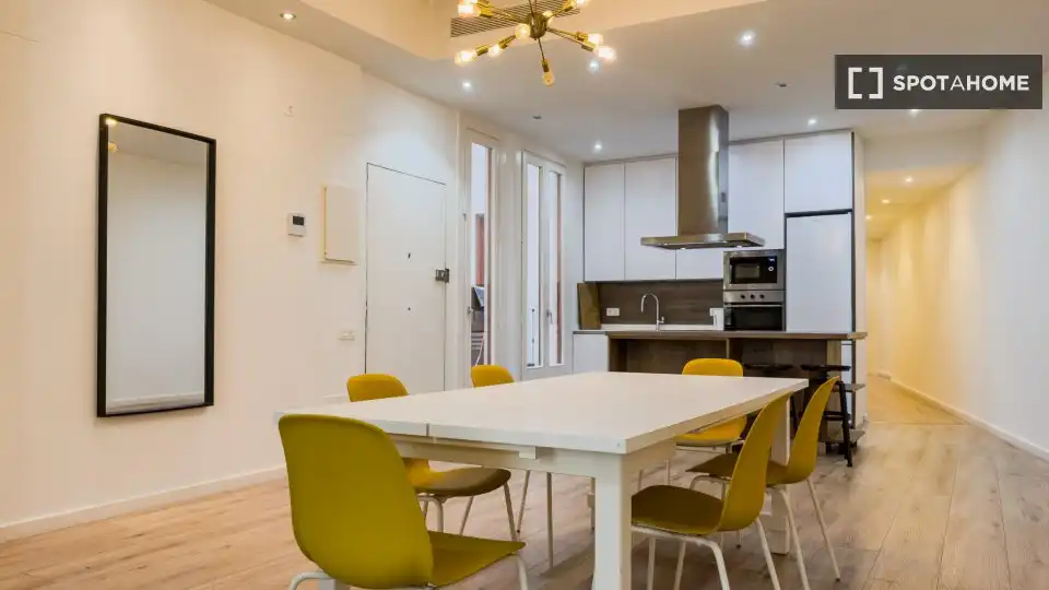 Flat with terrace to rent in Ciutat Vella, imagen 12