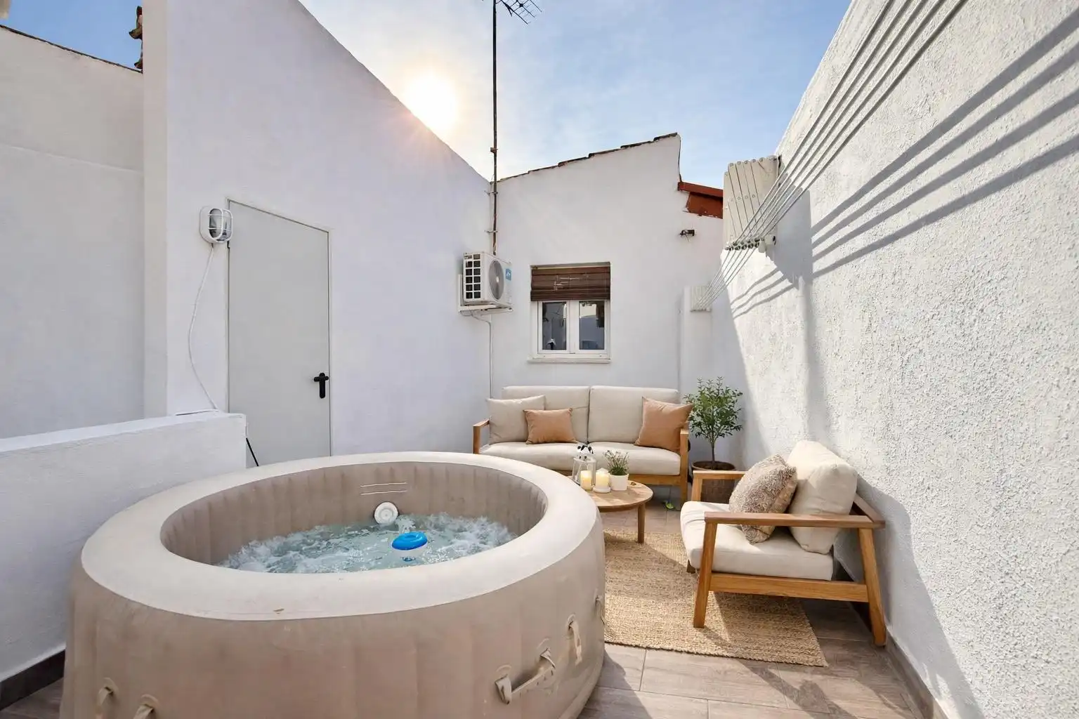 Terrassa de Casa adosada en venda en Torrent amb Aire condicionat, Calefacció i Jardí privat
