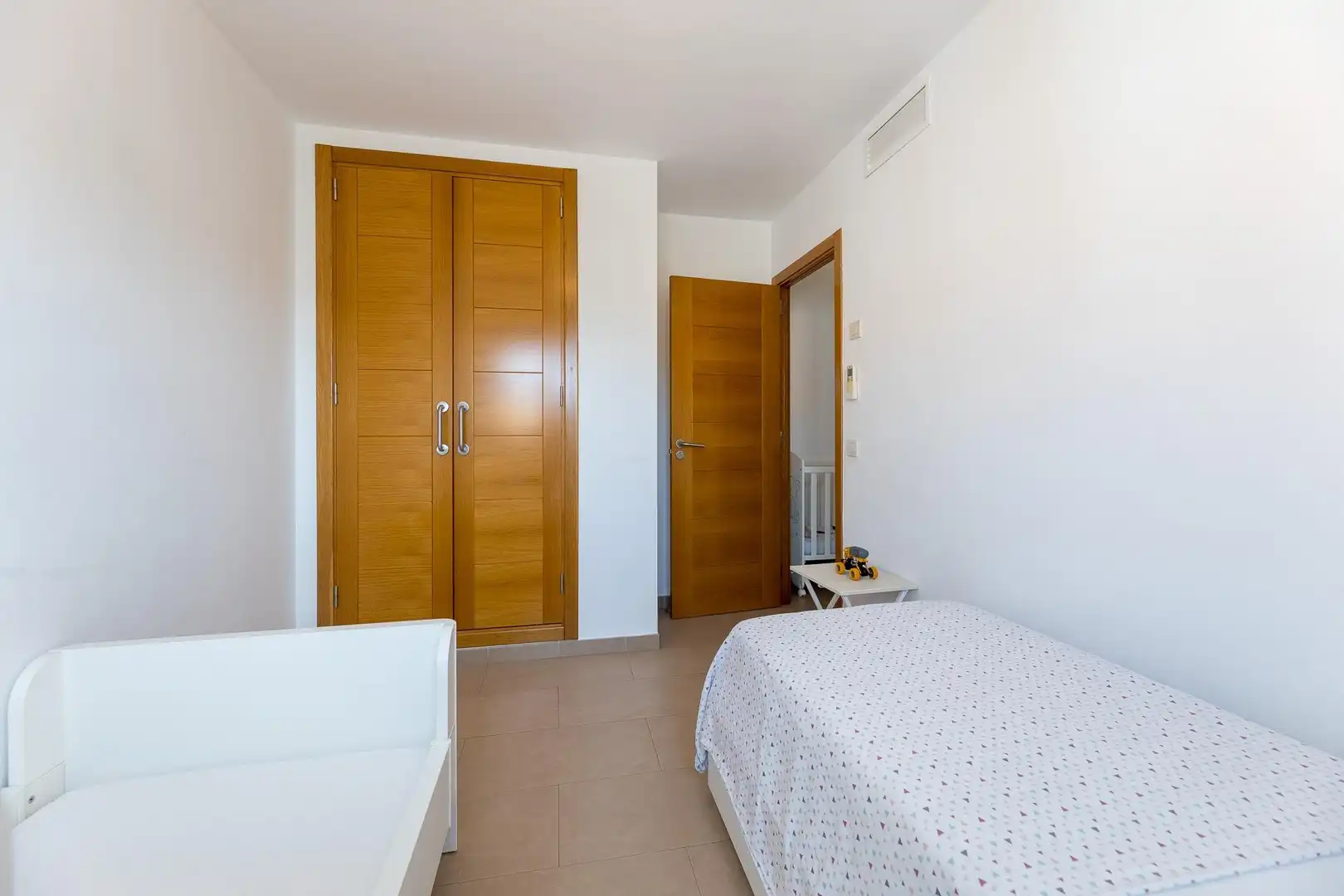 Dormitori de Casa adosada en venda en  Palma de Mallorca amb Aire condicionat, Calefacció i Terrassa