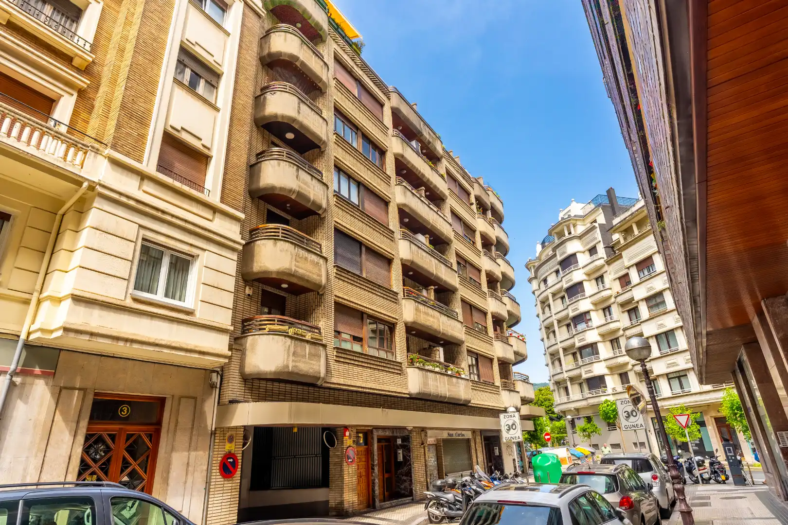 Vista exterior de Piso en venta en Donostia - San Sebastián  con Calefacción, Amueblado y Horno