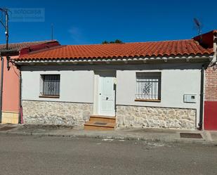 Vista exterior de Casa o xalet en venda en Villavaquerín