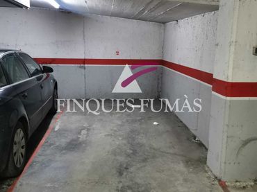 Individuel avec ascenseur à vendre à Carrer de Sant Pelegrí 73