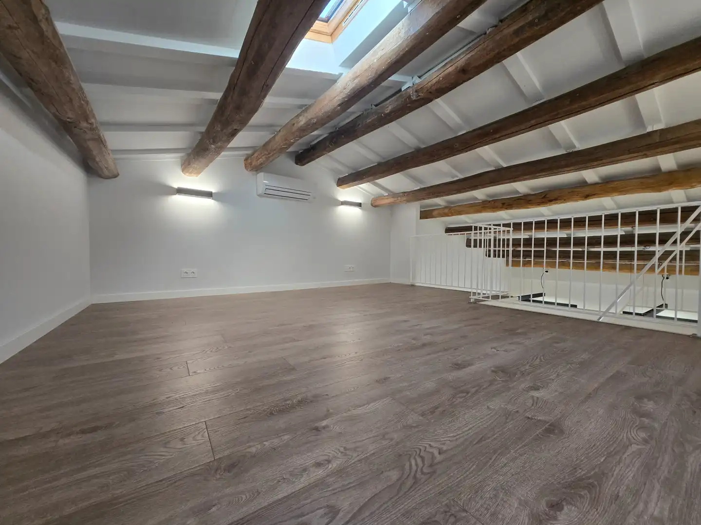 Apartament amb balcó de lloguer a Centre, imagen 21