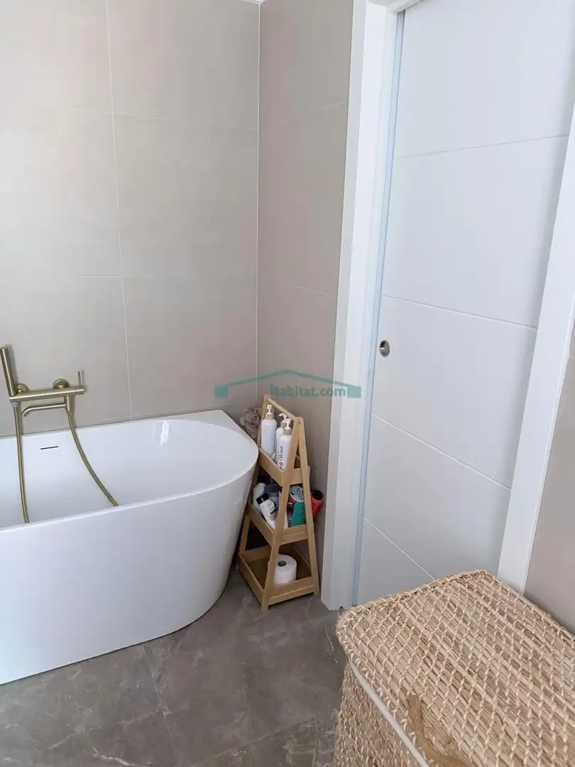 Bathroom of Flat for sale in Ibi  with Air Conditioner, Heating and Terrace