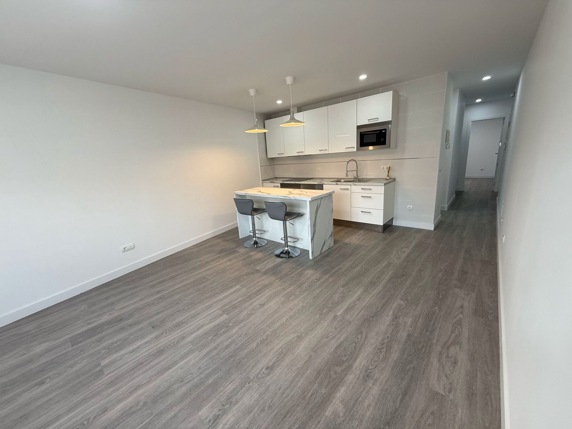 Wohnung zum verkauf in Valdemorillo mit Heizung, Privatgarten und Terrasse