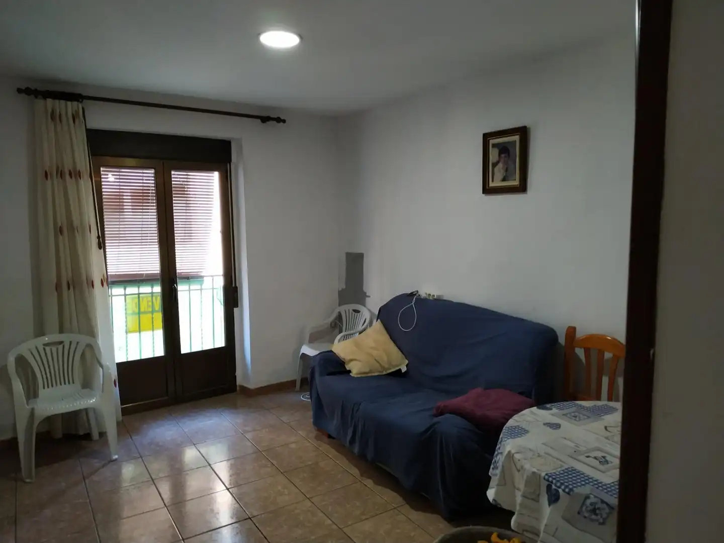 Casa amb terrassa en venda a Carrer Carrer de la Cadena