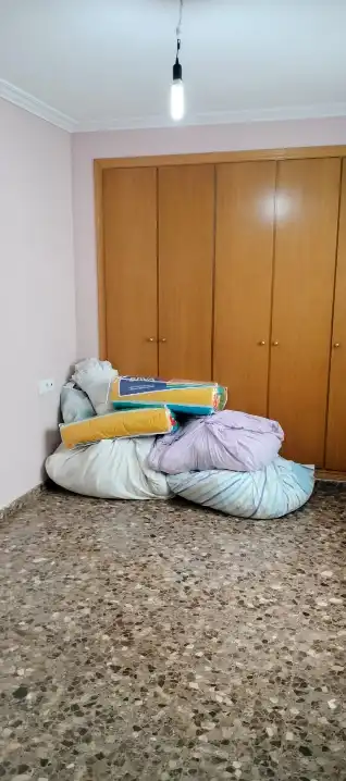 Habitación de Piso en venta en Torrent con Trastero, Balcón y Internet