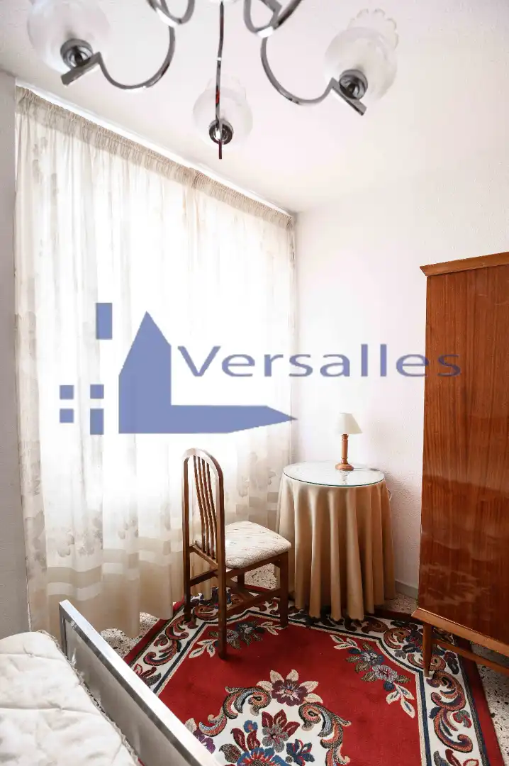 Habitación de Piso en venta en Santa Marta de Tormes con Calefacción, Amueblado y Microondas