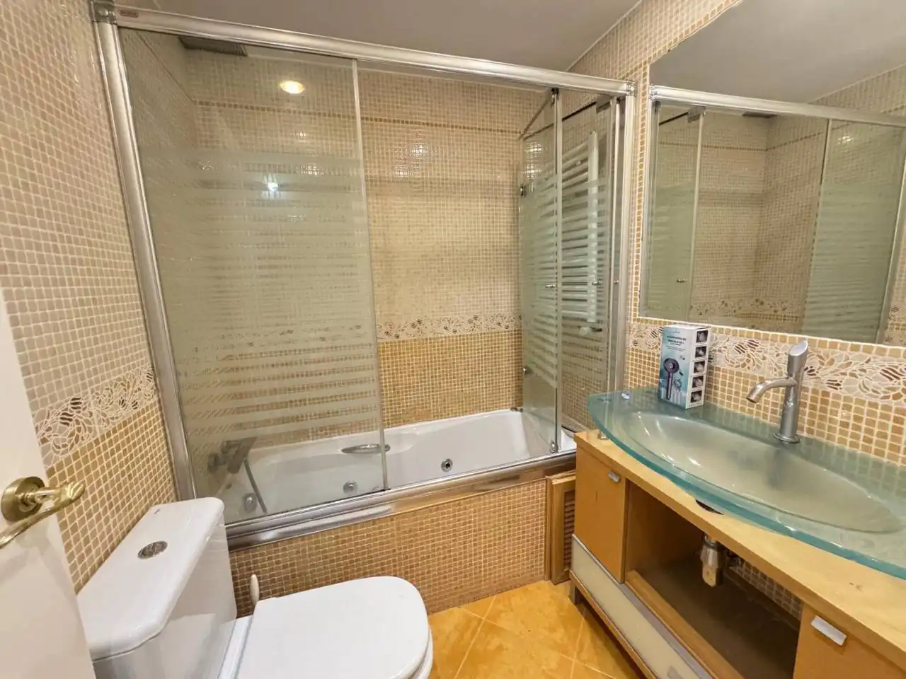 Bathroom of Houses for rent in Alcalá de Henares  with Air Conditioner, Heating and Private garden