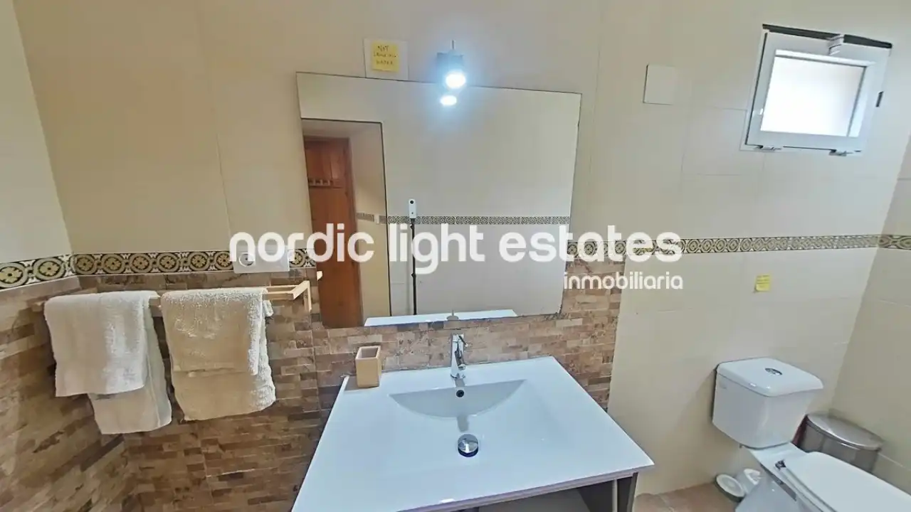 House with pool for sale in Avda Pescia - Ctra de Frigiliana, imagen 16
