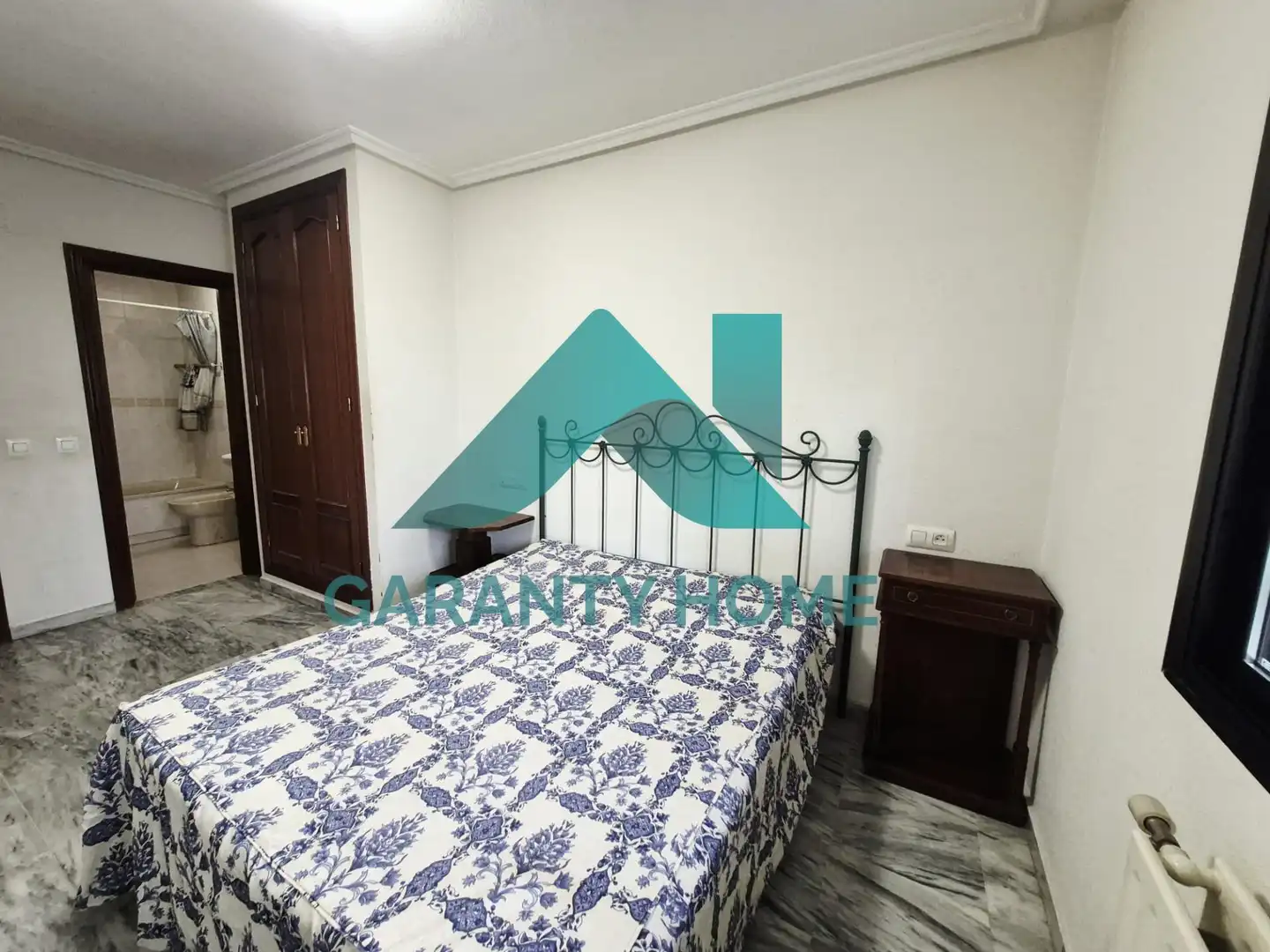 Habitación de Piso en venta en Cáceres con Terraza, Trastero y Amueblado