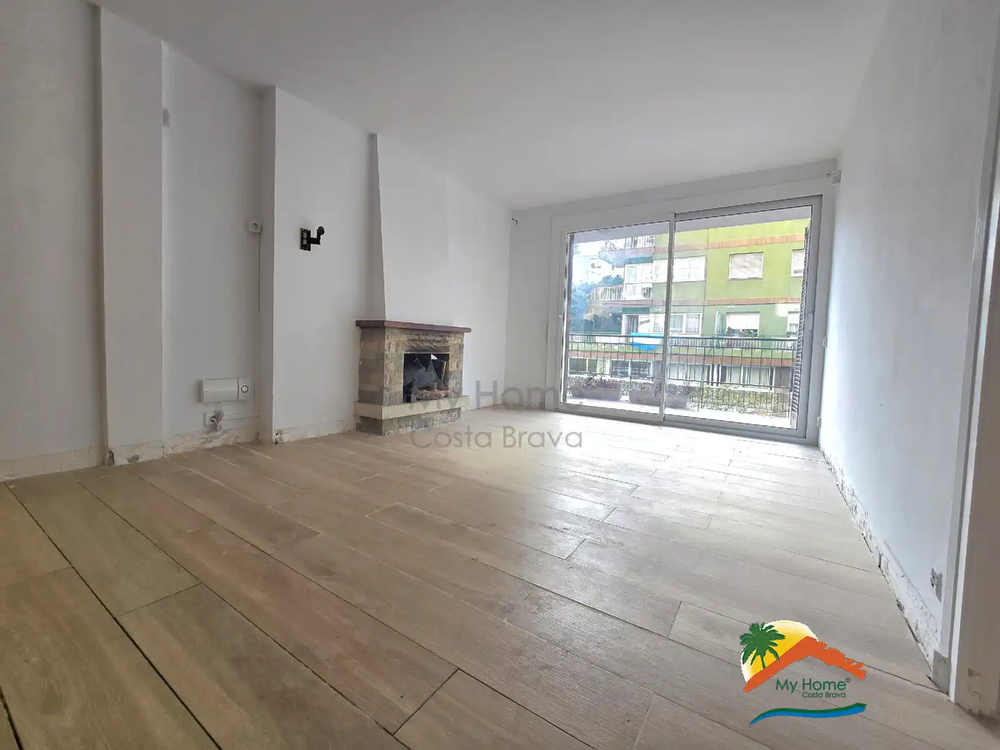 Sala d'estar de Pis en venda en Lloret de Mar amb Balcó