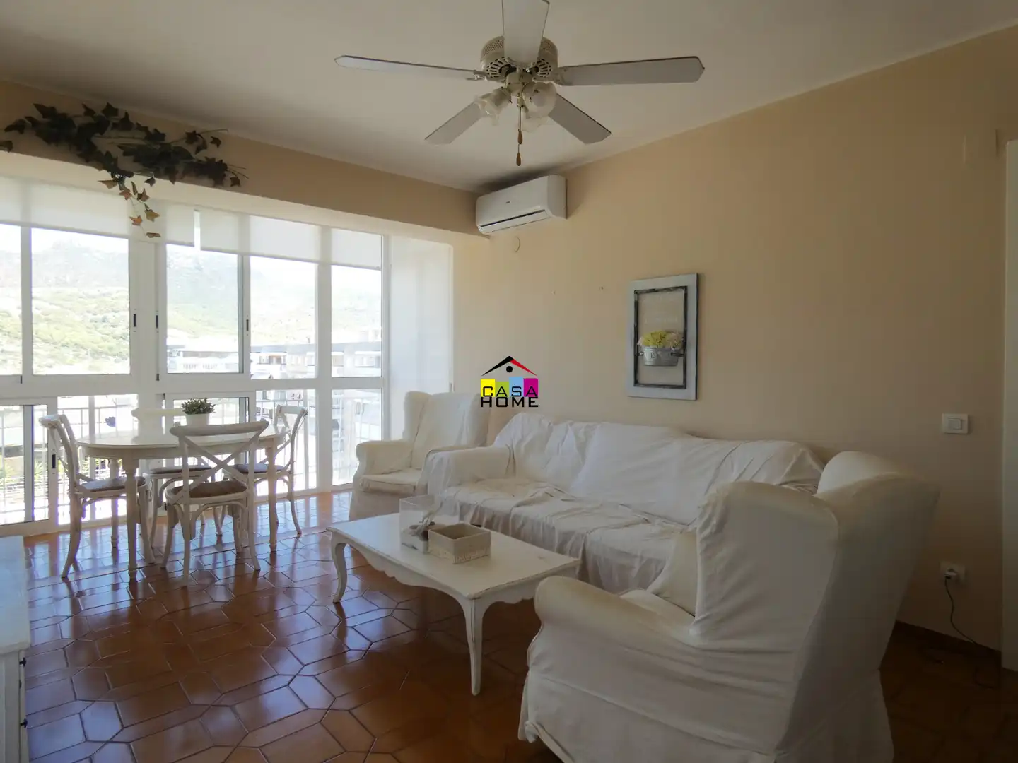Sala d'estar de Apartament en venda en Benicasim / Benicàssim amb Aire condicionat, Terrassa i Traster