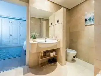 Badezimmer von Wohnungen zur Miete in  Logroño