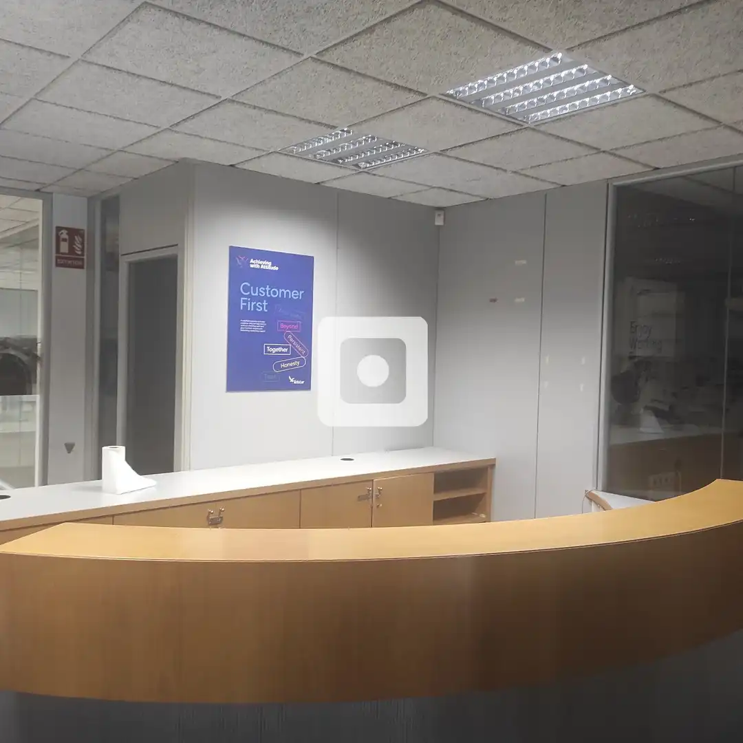 Industrial buildings for rent in de les Cosidores, Egara