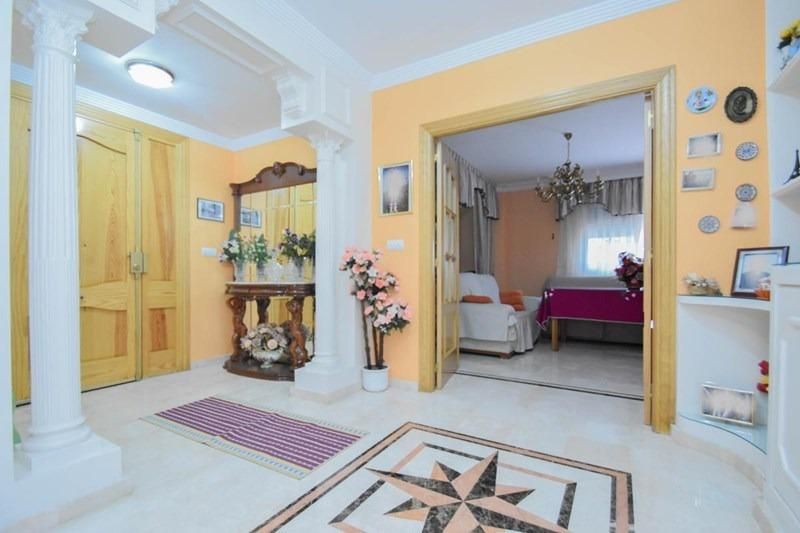 House or chalet for sale in Fuente Vaqueros  with Air Conditioner, Heating and Private garden