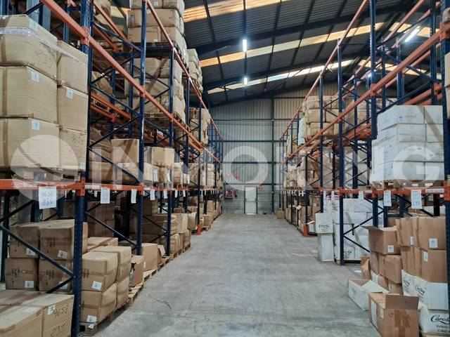 Nave industrial en Alquiler en Alberic