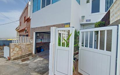 Exterior view of Flat for sale in Gáldar  with Alarm