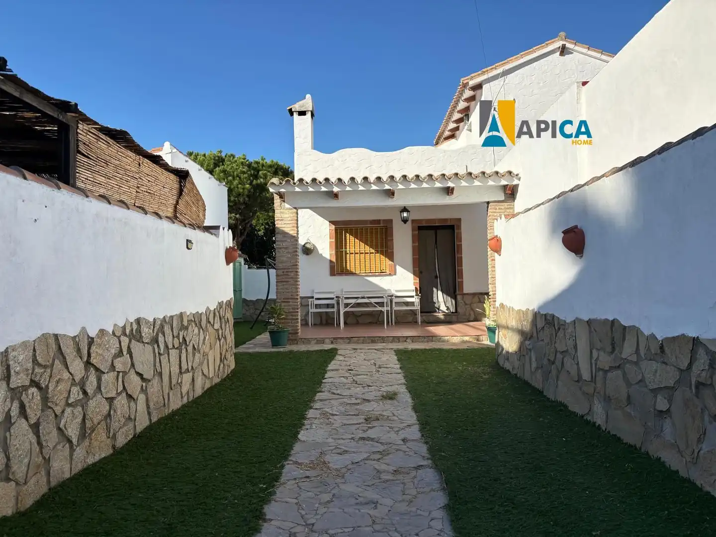 Chalet en venta en Los Caños de Meca, imagen 2