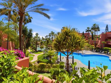 Apartament amb piscina en venda a COSTALITA II 0