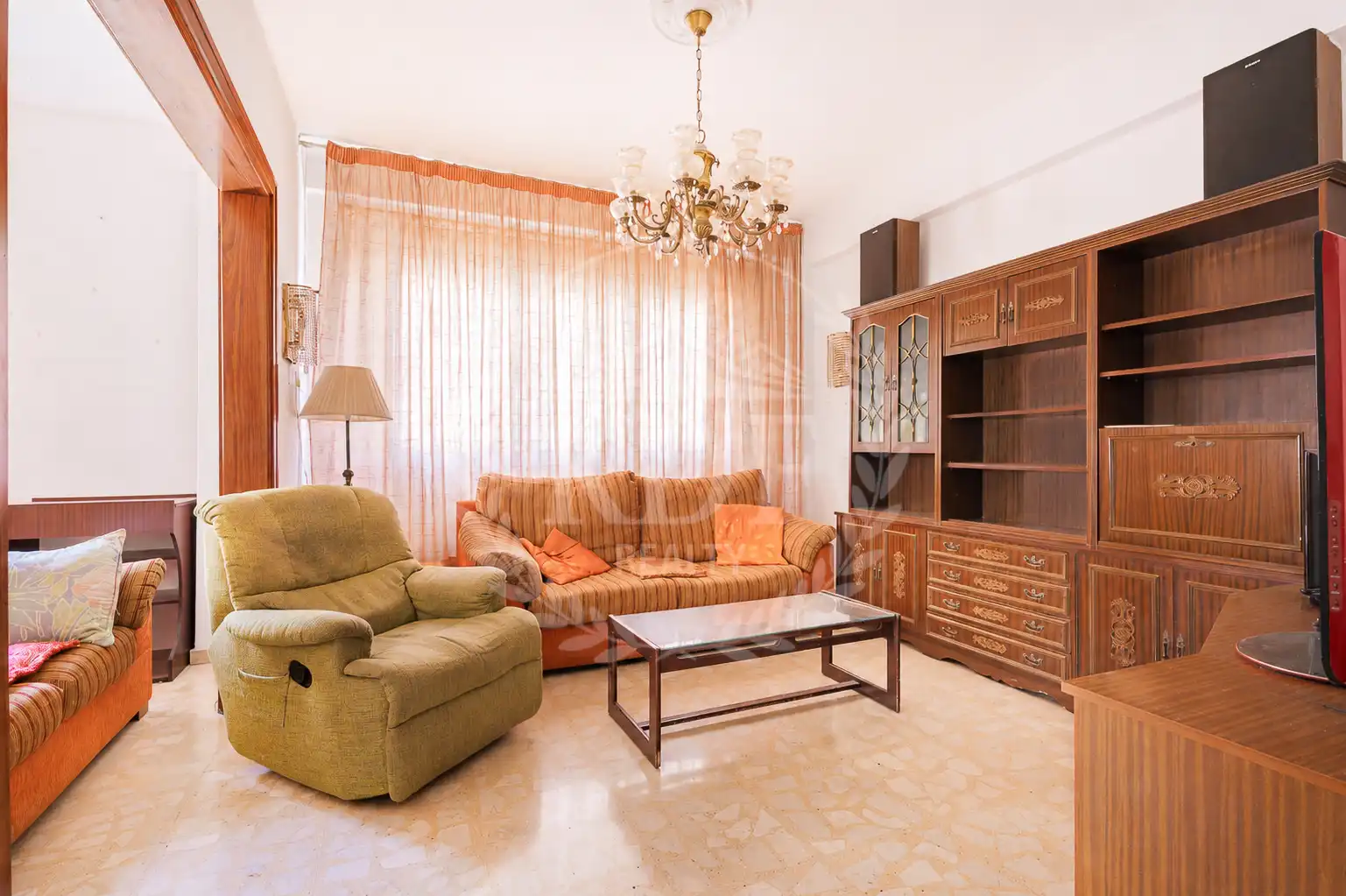 Living room of Flat for sale in Santa Cruz de Tenerife  with Furnished, Washing machine and TV