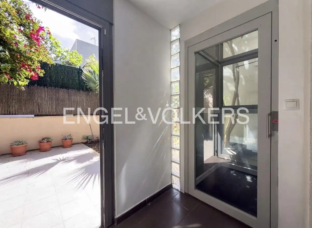 Chalet con terraza en venta en Carrer dels Estornells, imagen 22