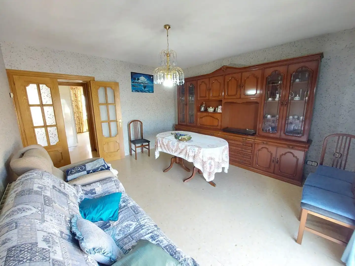 Sala de estar de Casa o chalet en venta en Òdena con Calefacción, Terraza y Amueblado