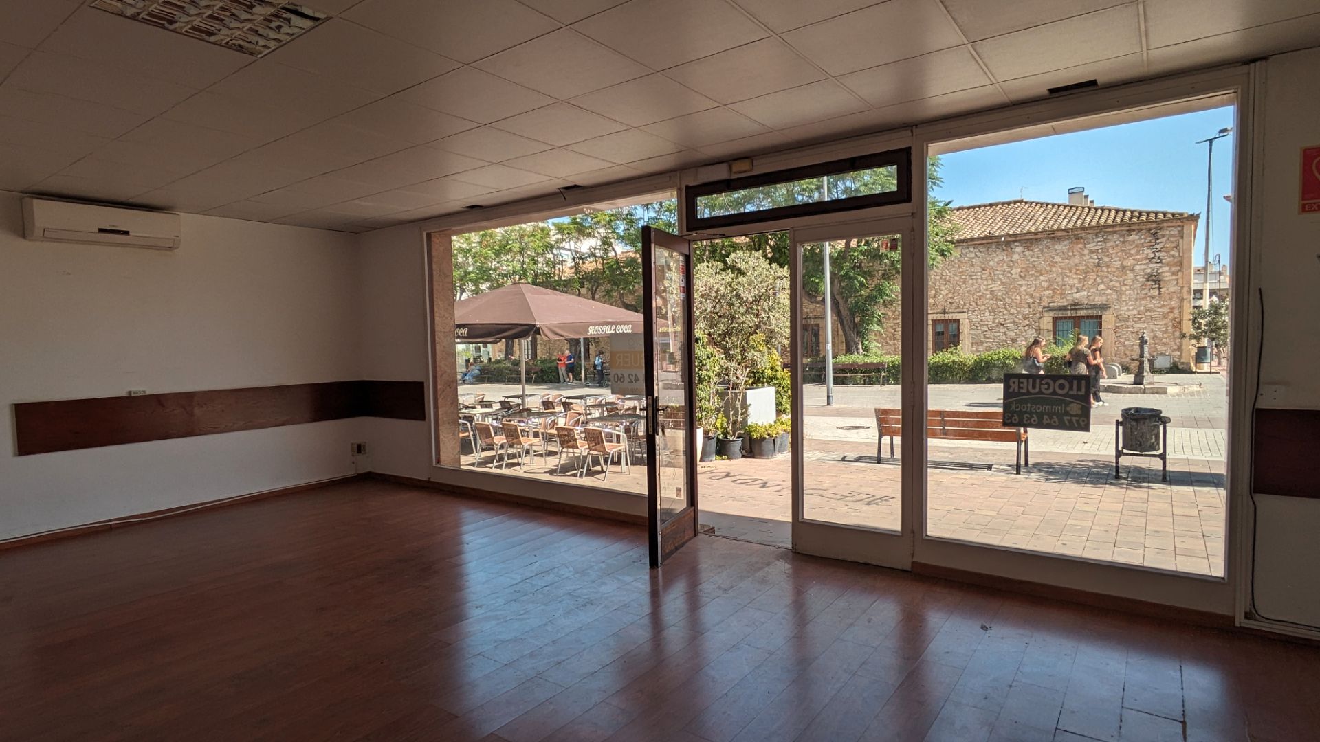 Premises to rent in Carrer d'Antoni Roig, Centre