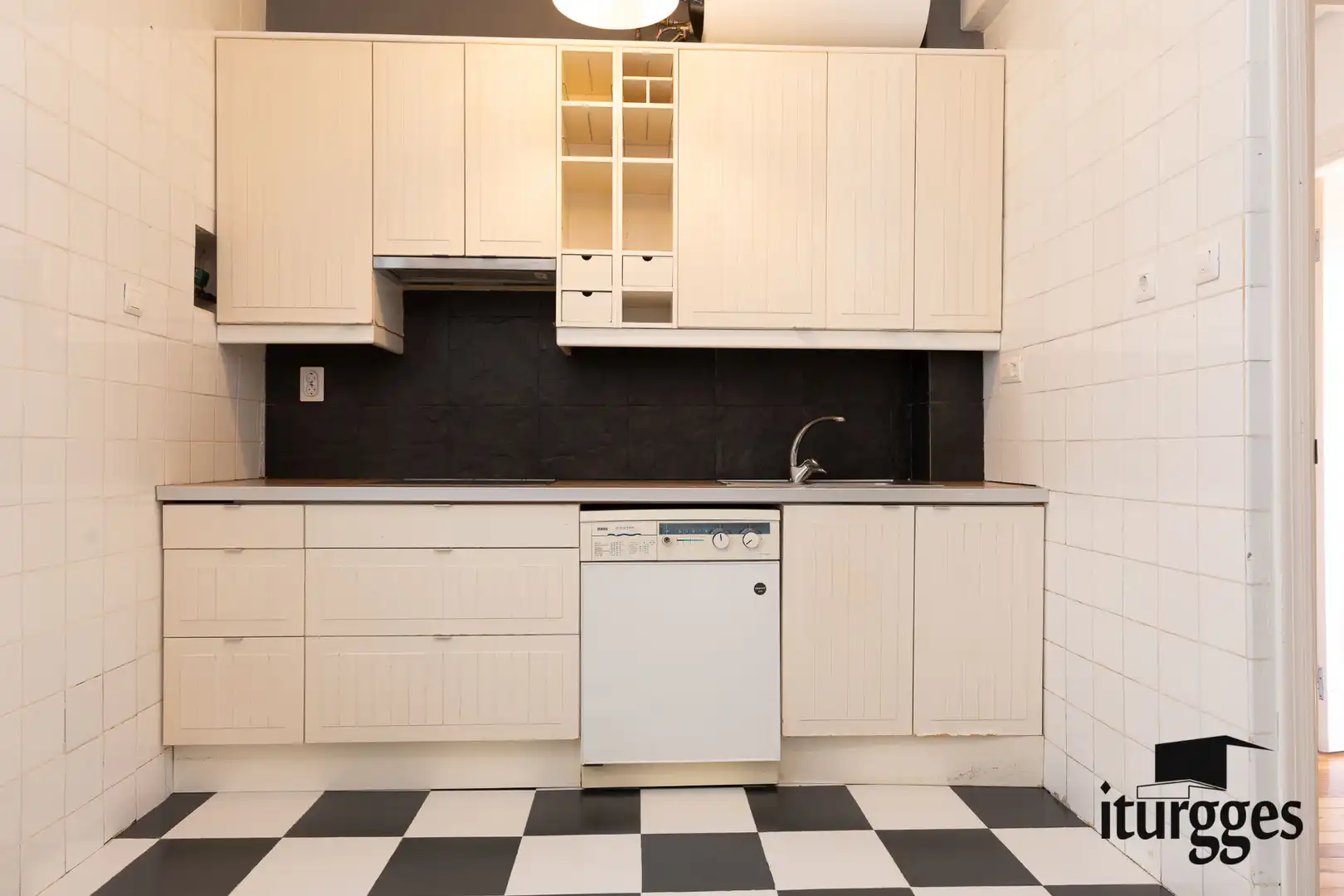 Cocina de Piso en venta en Gernika-Lumo con Calefacción y Internet