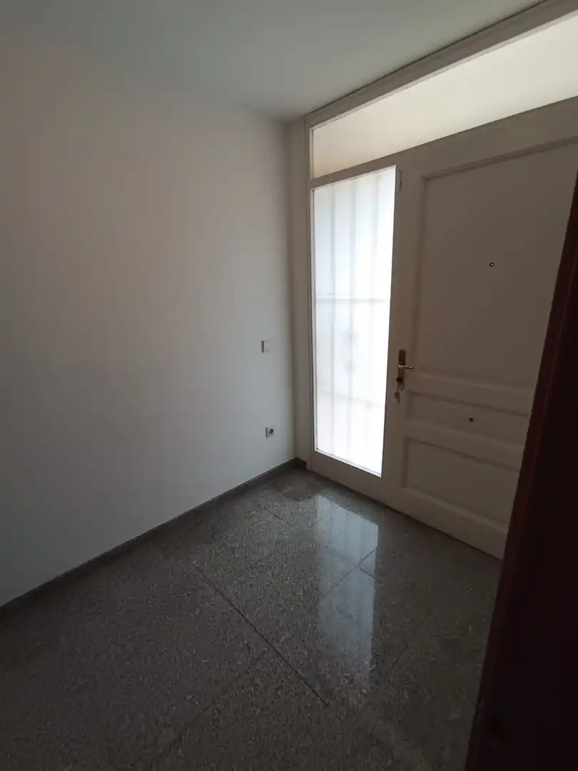 Adossat amb terrassa en venda a PALAU, imagen 4