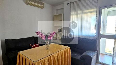 Foto 3 de Piso de alquiler en El Torrejón - El Cerezo, Sevilla Capital