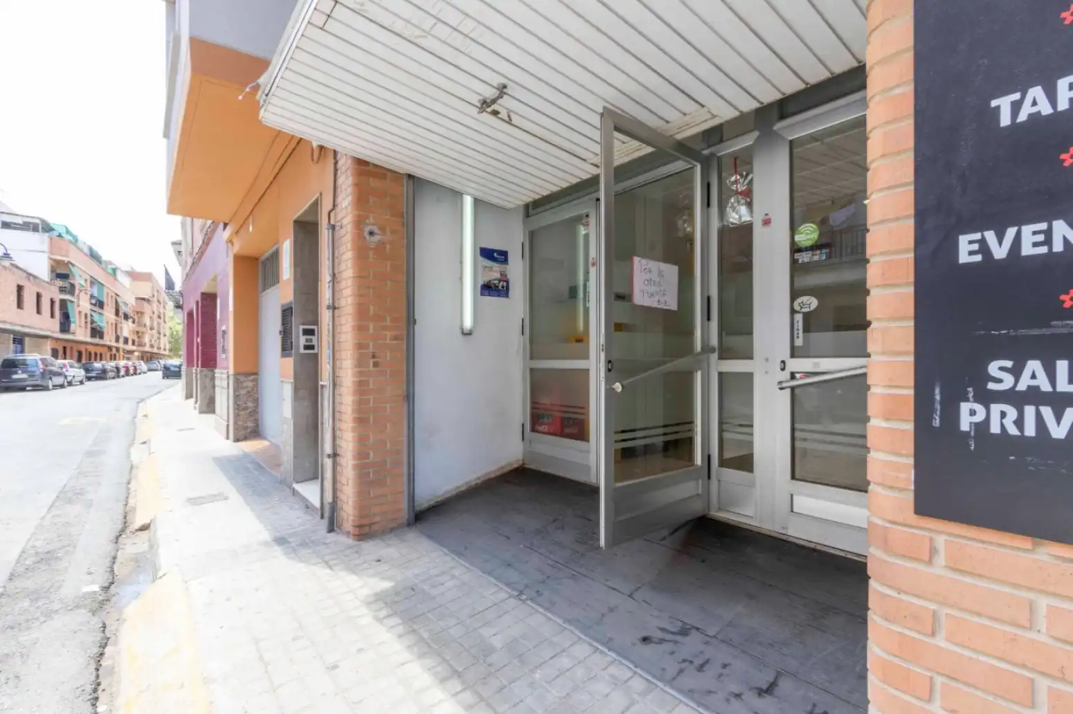 Local de alquiler en Massamagrell con Aire acondicionado