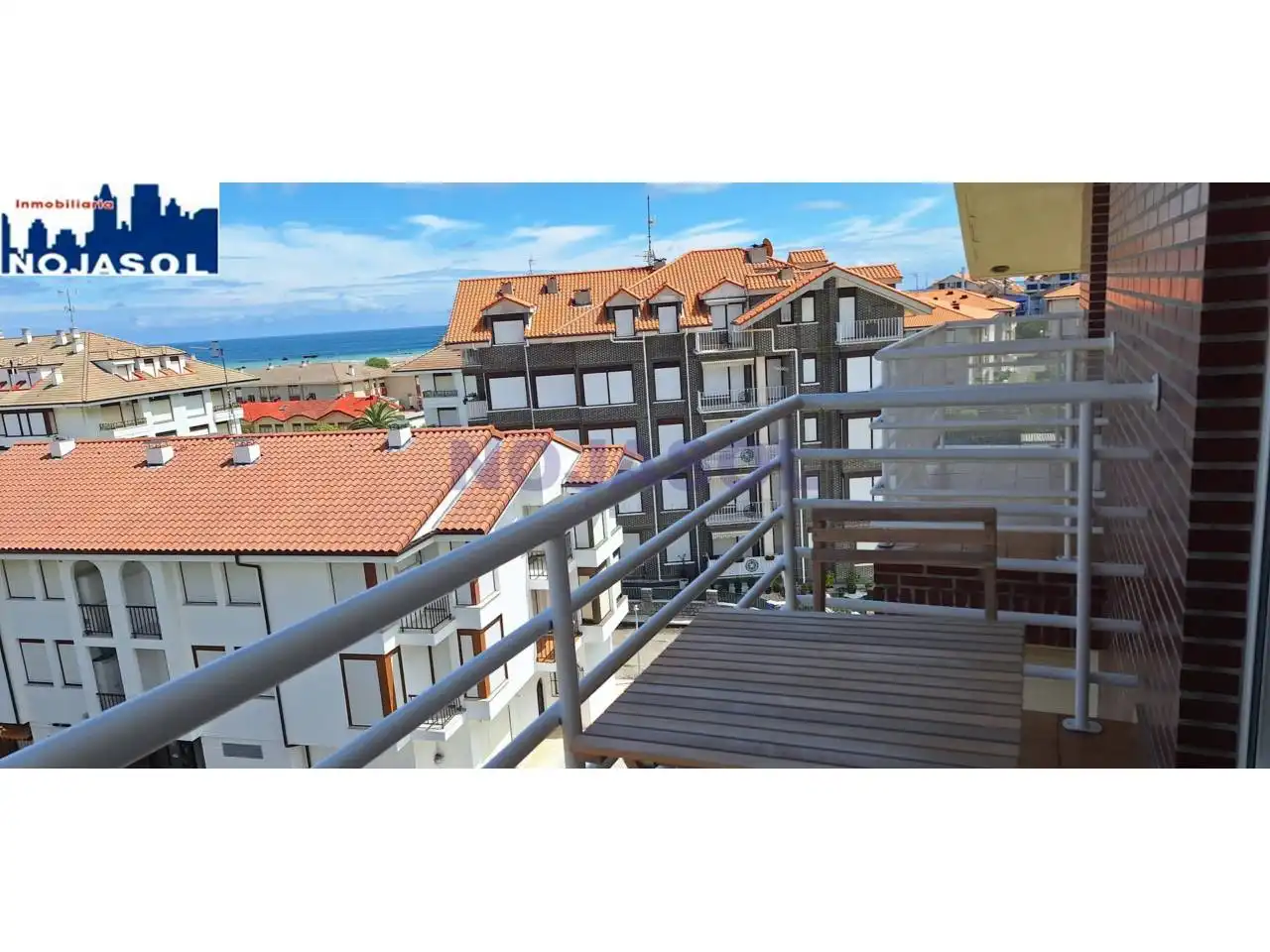 Vista exterior de Apartamento de alquiler en Noja con Calefacción, Terraza y Amueblado