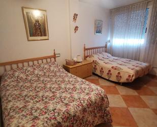 Dormitori de Casa o xalet en venda en San Pedro del Pinatar amb Jardí privat, Traster i Balcó