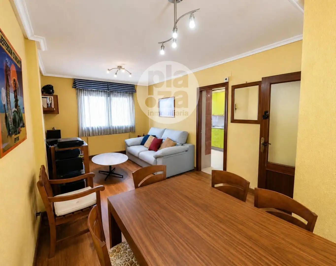Sala de estar de Piso en venta en San Mamés de Burgos con Calefacción y Trastero