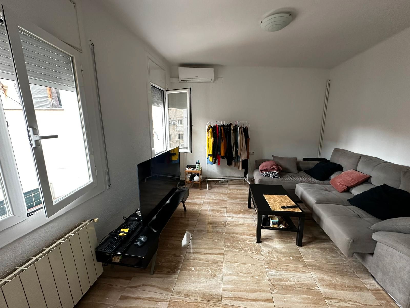 Sala d'estar de Pis en venda en  Barcelona Capital amb Aire condicionat, Calefacció i Forn