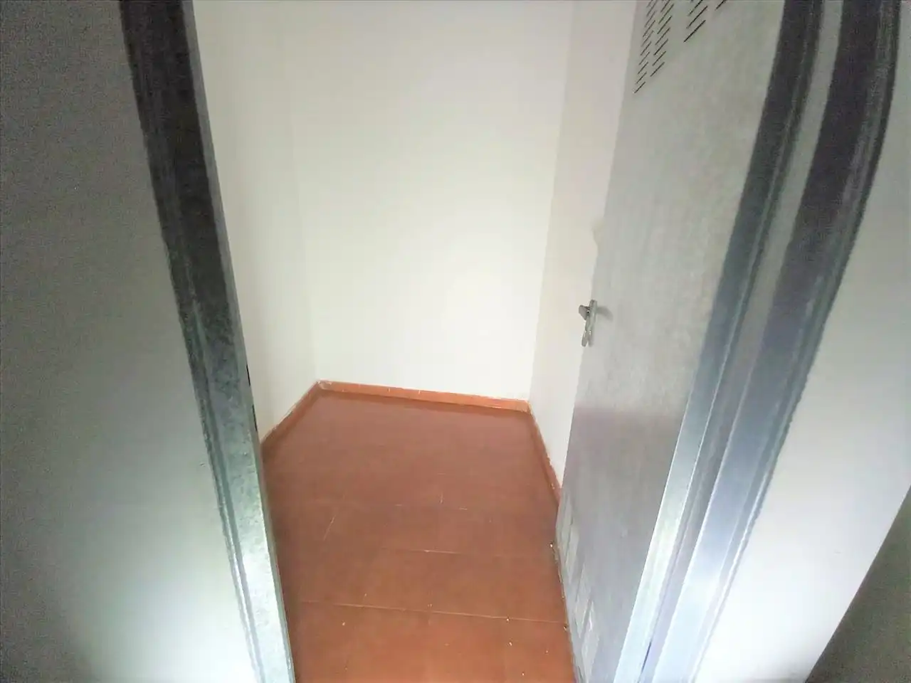 Piso en venta en Cadrete con Terraza y Trastero