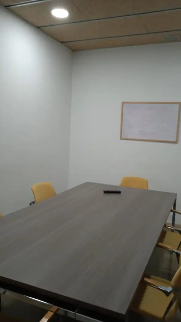 Büro zur Miete in Reus mit Klimaanlage, Heizung und Internet