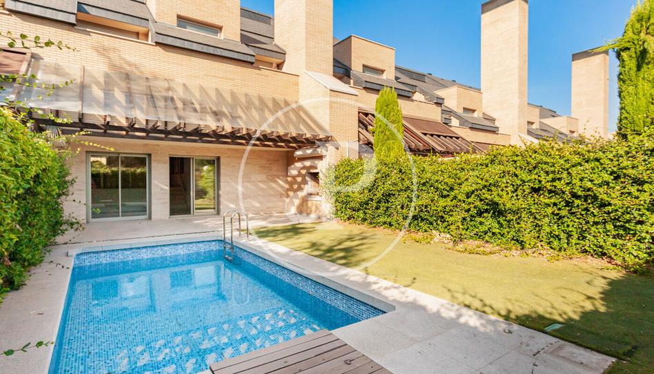 Photo 1 of Single-family semi-detached to rent in C. Mistral, La Finca, Madrid