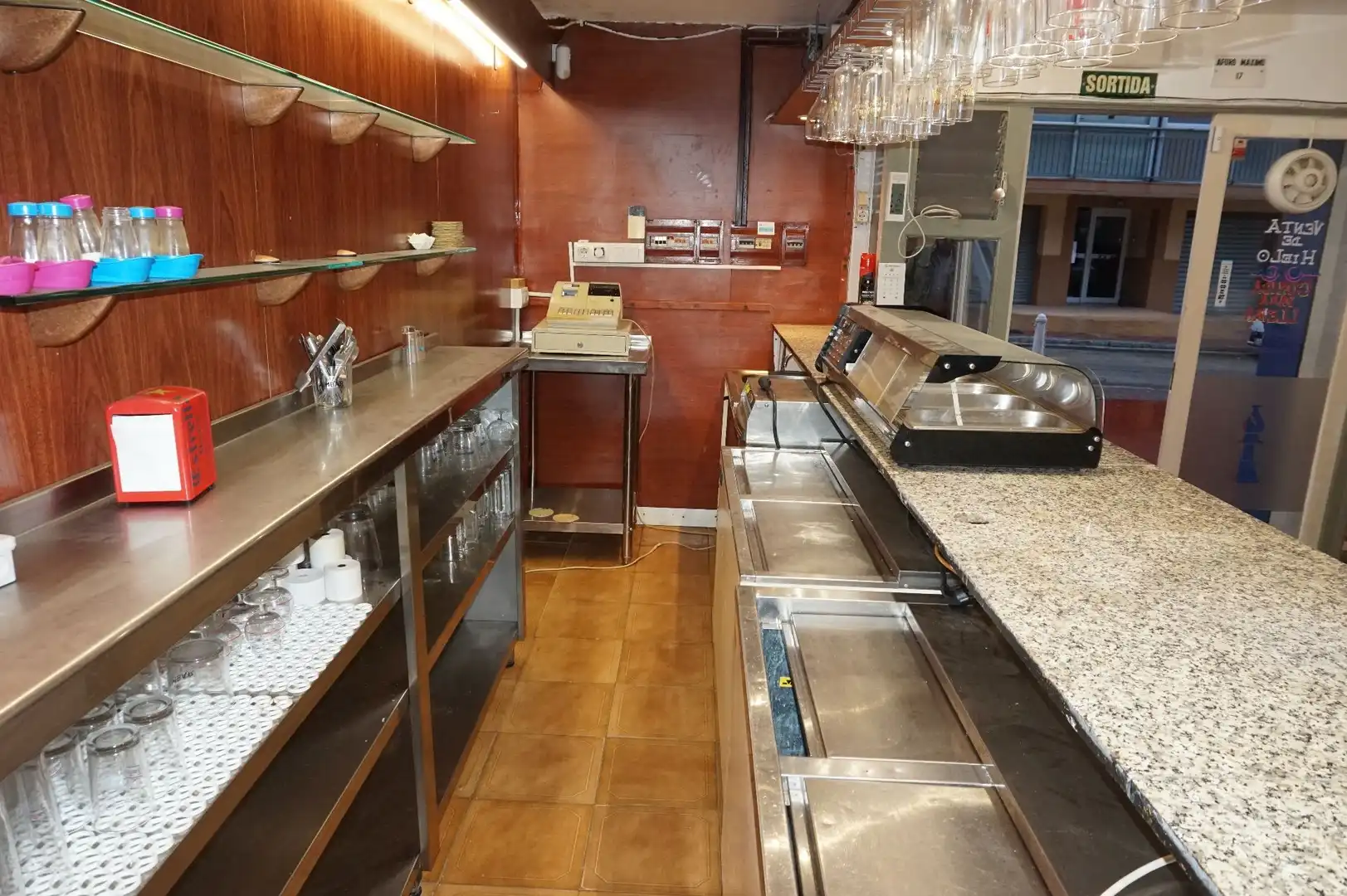 Local comercial en venda a Juan Sebastian Bach, imagen 2