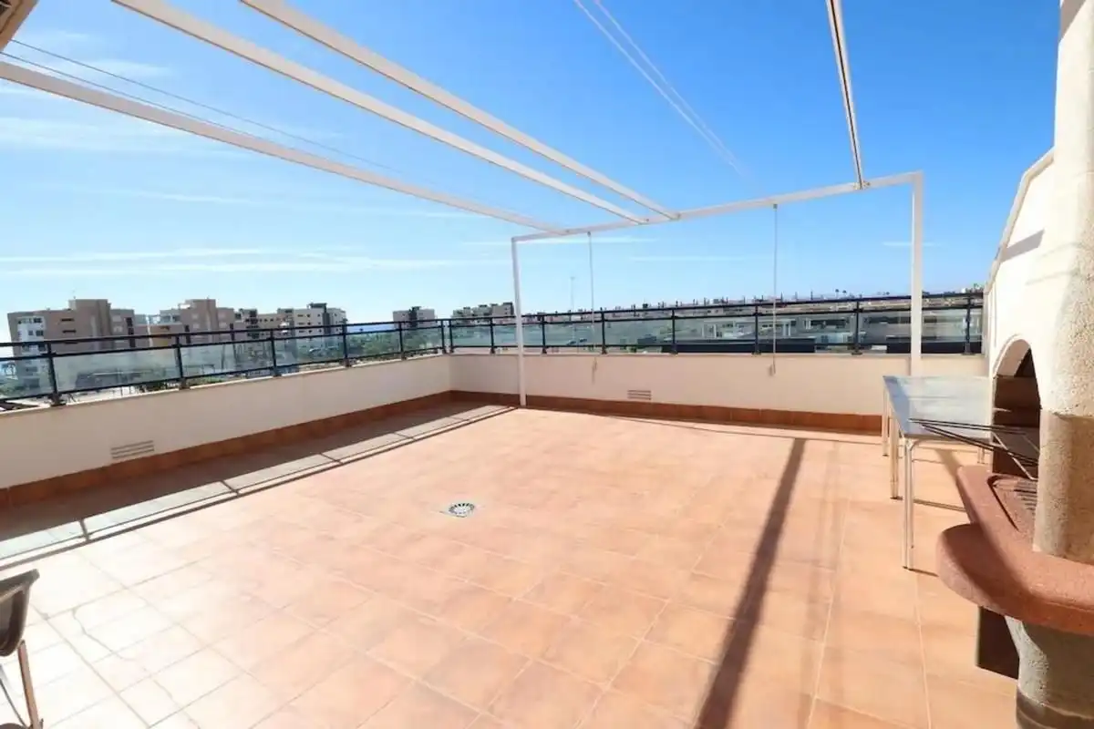 Apartament amb piscina en venda a Pueblo Latino, imagen 16